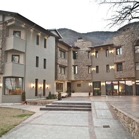 Melies Boutique Hotel Káto Loutrákion Exteriör bild